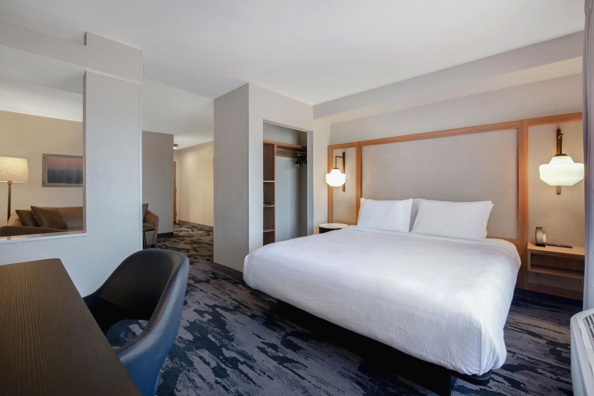 Fairfield Inn & Suites By Marriott Грийнууд Екстериор снимка