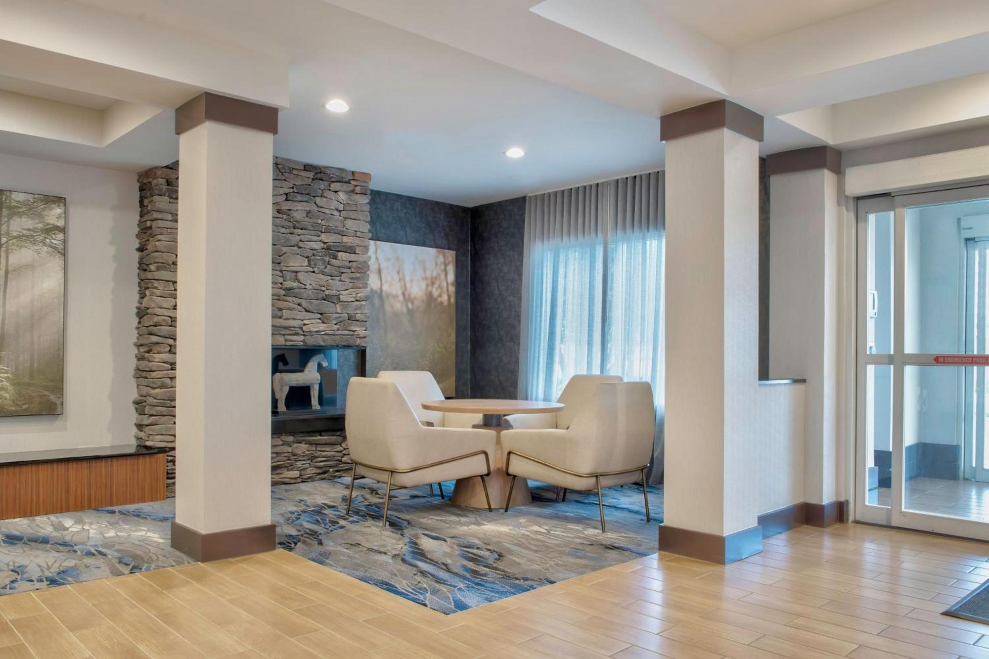 Fairfield Inn & Suites By Marriott Грийнууд Екстериор снимка