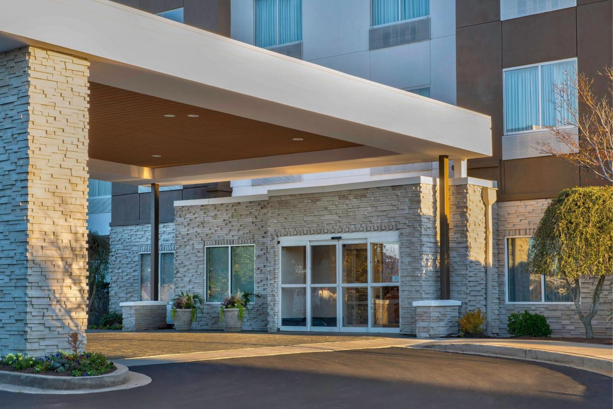 Fairfield Inn & Suites By Marriott Грийнууд Екстериор снимка