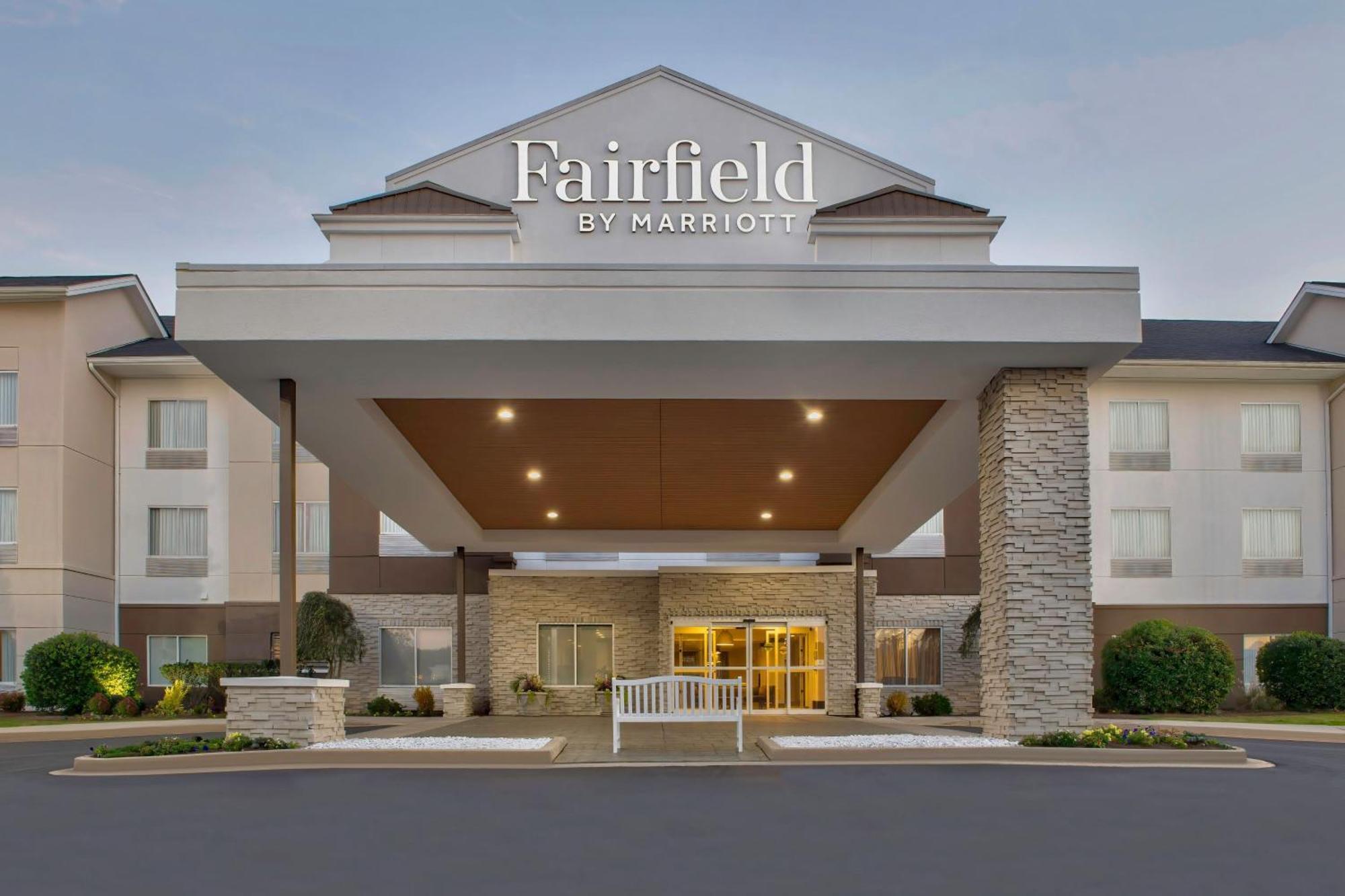 Fairfield Inn & Suites By Marriott Грийнууд Екстериор снимка