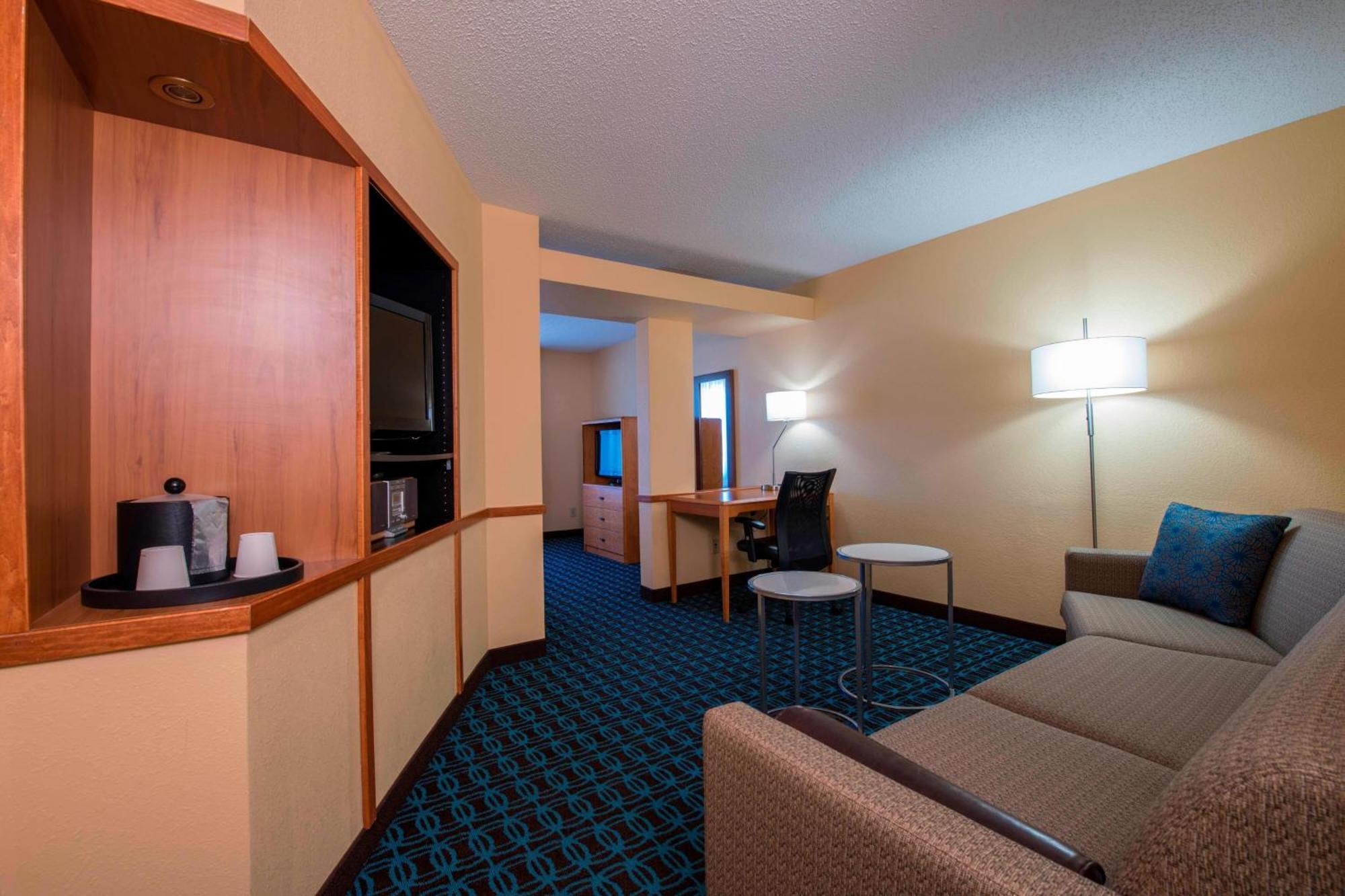 Fairfield Inn & Suites By Marriott Грийнууд Екстериор снимка