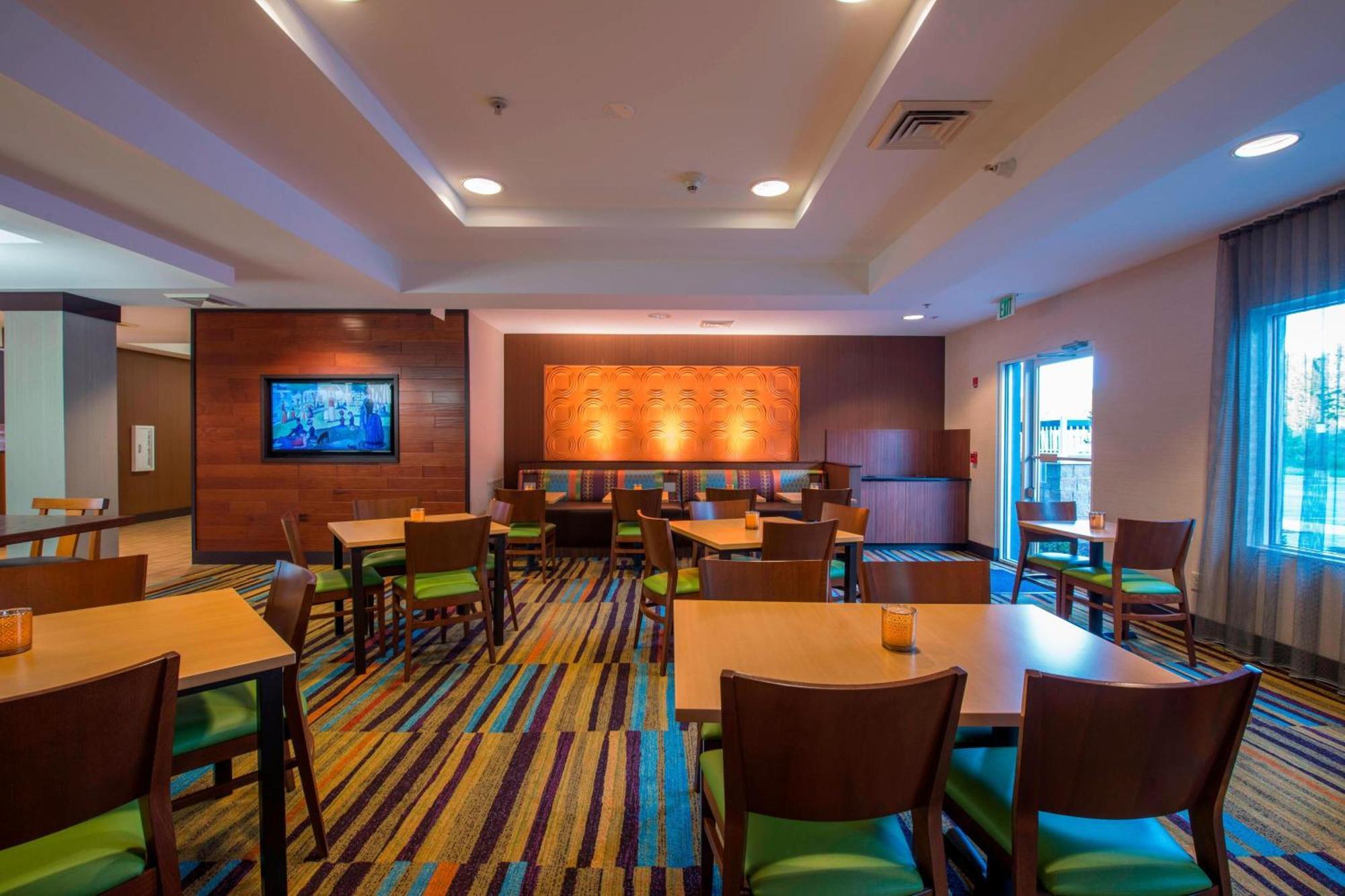 Fairfield Inn & Suites By Marriott Грийнууд Екстериор снимка